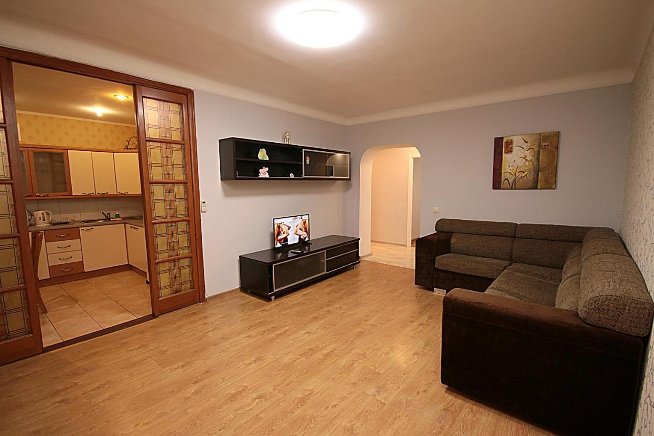 Inn Home Apartments In Kiev Center Exterior photo